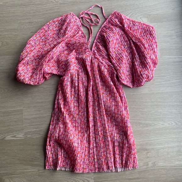 Zara Pink Floral Dress - Picture 1 of 5